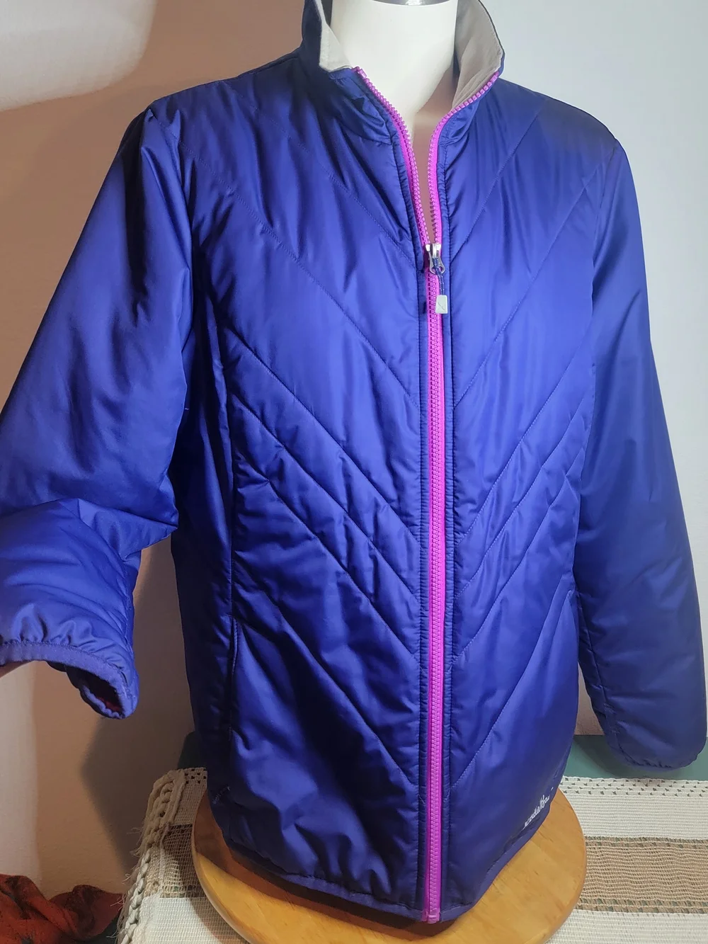 Eddie Bauer Jacket Womens XL Blue Pink Full Zip Insulated Long Sleeve Short